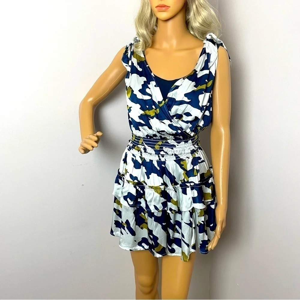 Blue Life Matching Set + Daniel Rainn Tank Top | Size Small